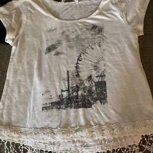 women’s shirt